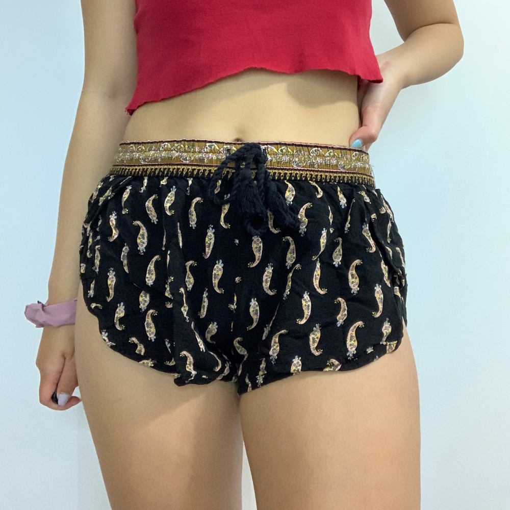 paisley print shorts